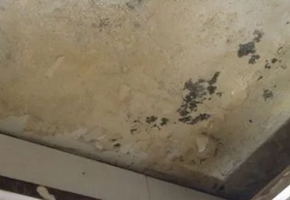 肇东阳台漏水维修公司分享下肇东卫生间渗水维修需要注意哪些问题。