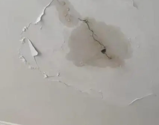 肇东阳台漏水维修公司分享下屋面防水工程质量问题原因分析